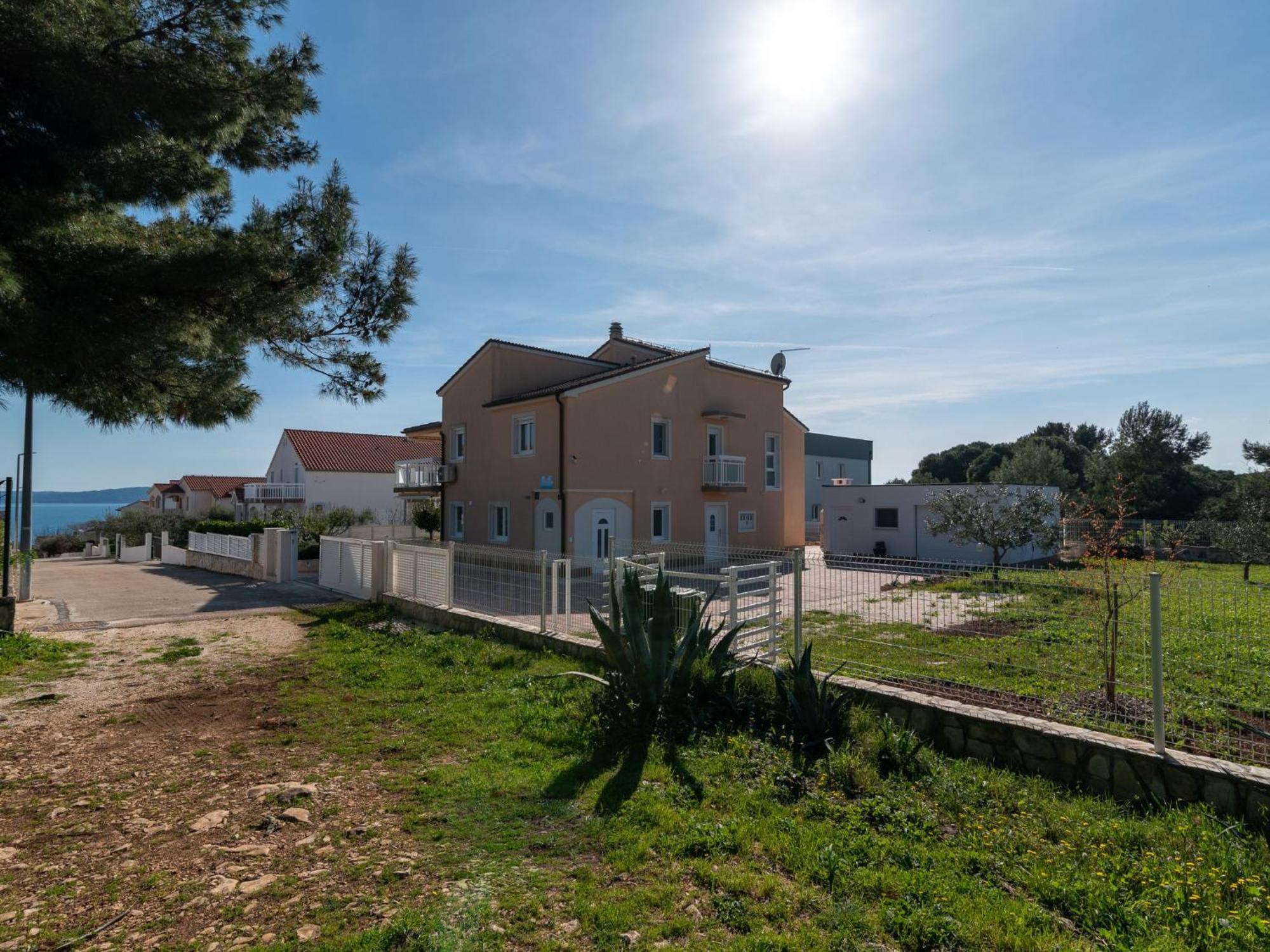 Apartment Villa Nikaroni-1 By Interhome Trogir Kültér fotó